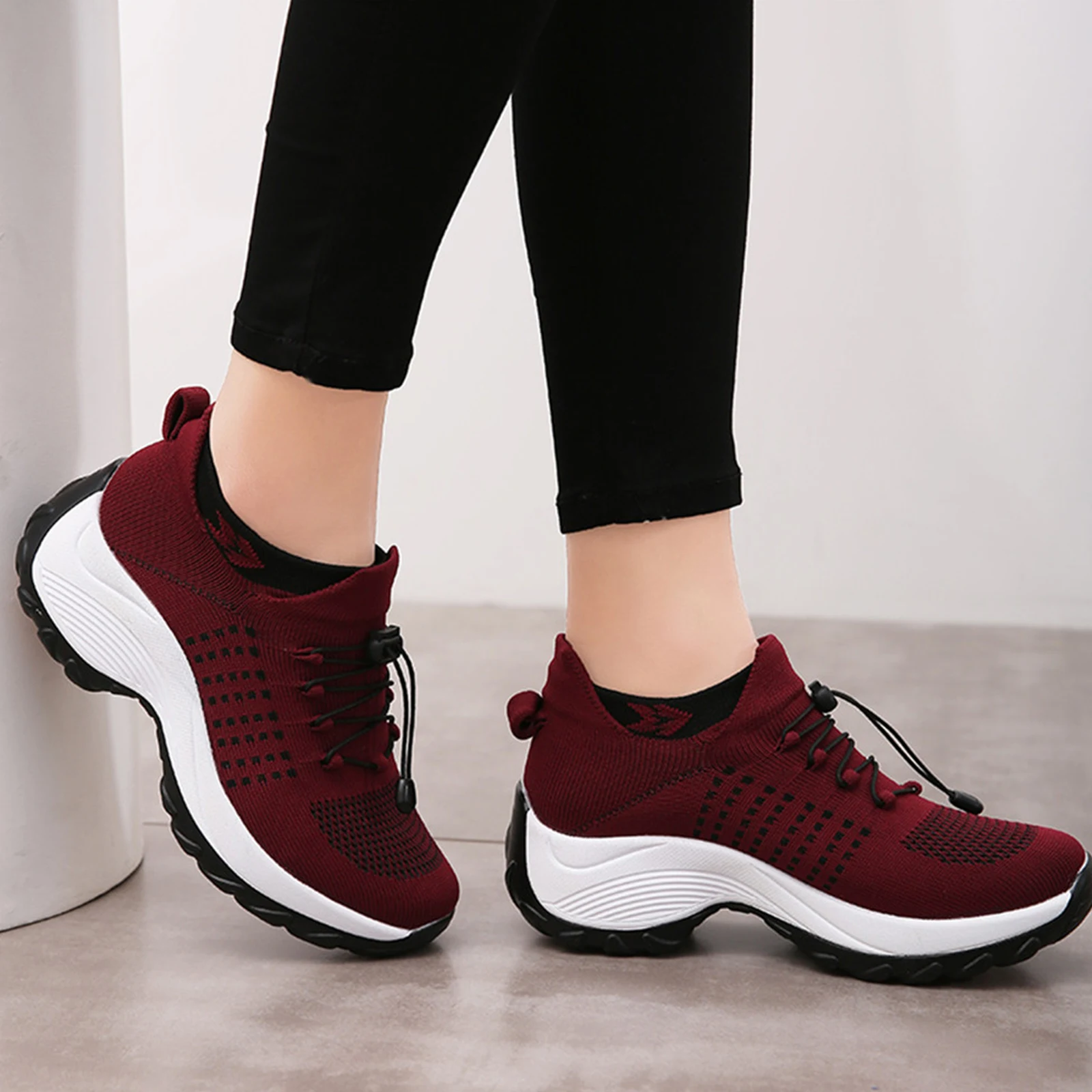 Women Walking Shoes Comfortable Chunky Sneakers Athletic Breathable Slip-on Outdoor Sock Shoes