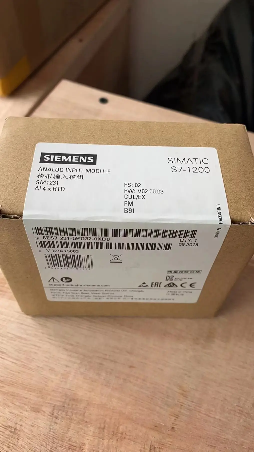 

Новинка Siemens SENTRON, измерительное устройство 7KM2112-0BA00-3AA 0 В наличии Быстрая доставка