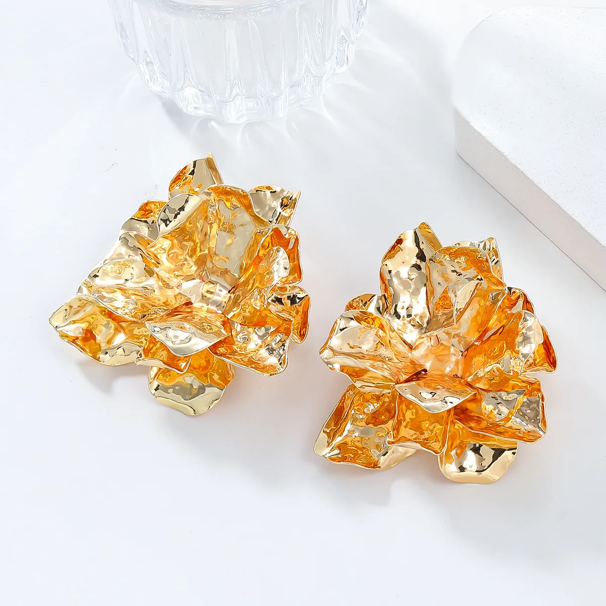 Большие геометрические серьги-гвоздики для женщин металлические цветы новый