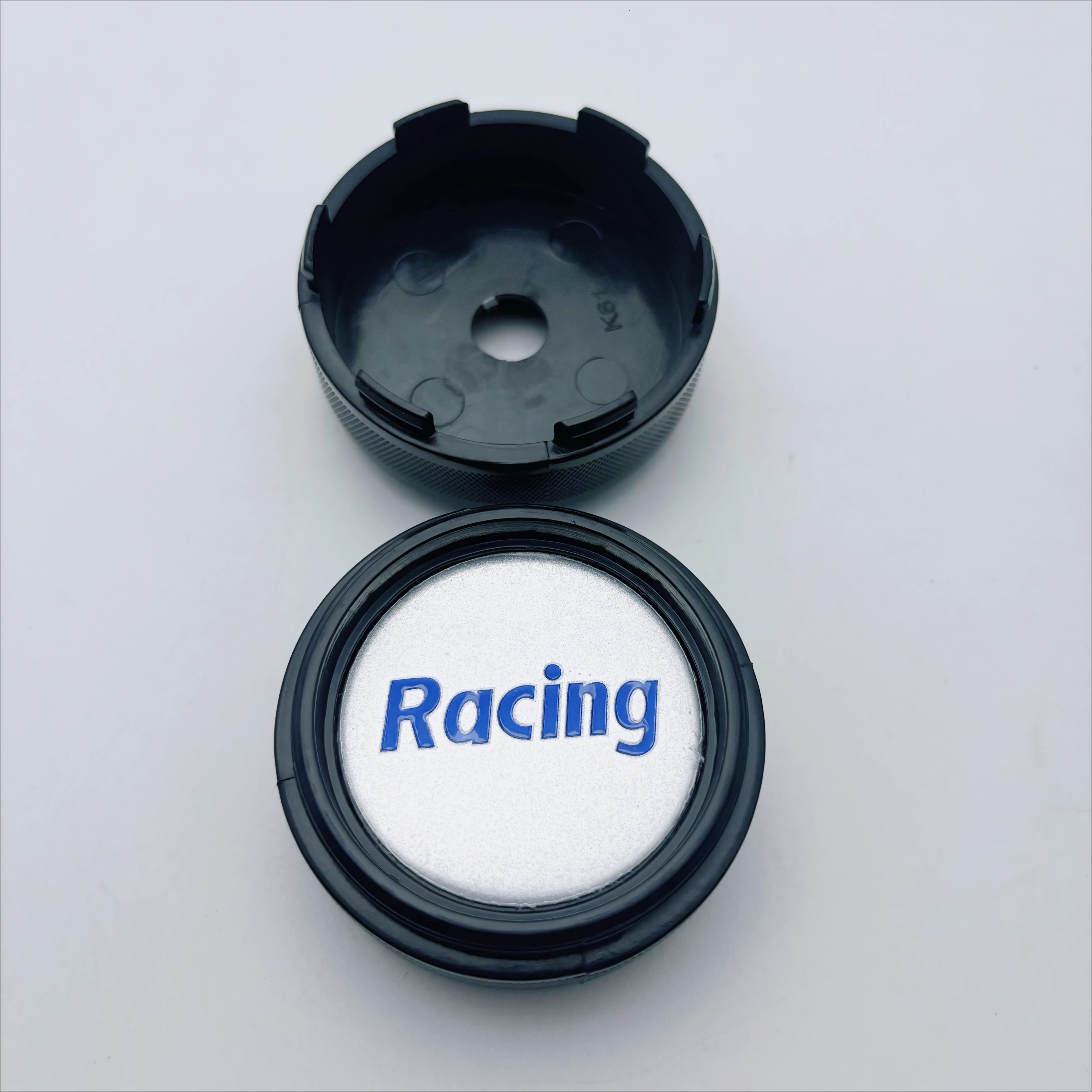 Фото Комплект из 4 шт. колпачков для центра диска автомобиля с эмблемой Racing Letter, пылезащитные колпачки 61 мм, зажимы 57 мм, крышки для дисков, аксессуары для автомобиля №4