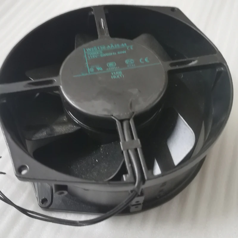 W2S130-AA25-44 115 В 40 Вт 172*150*55 мм вентилятор металлический охлаждающий переменного тока