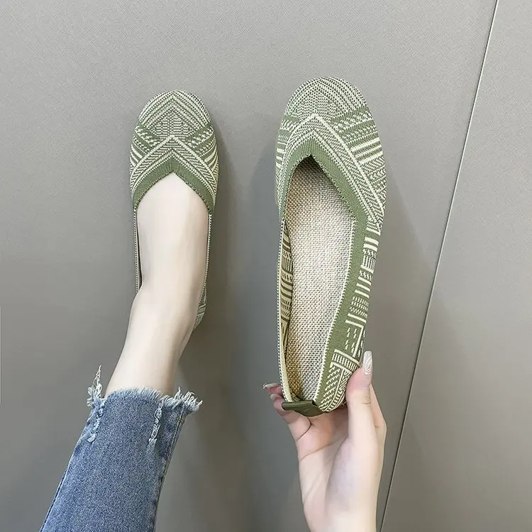 

Женские туфли на плоской подошве, с квадратным носком