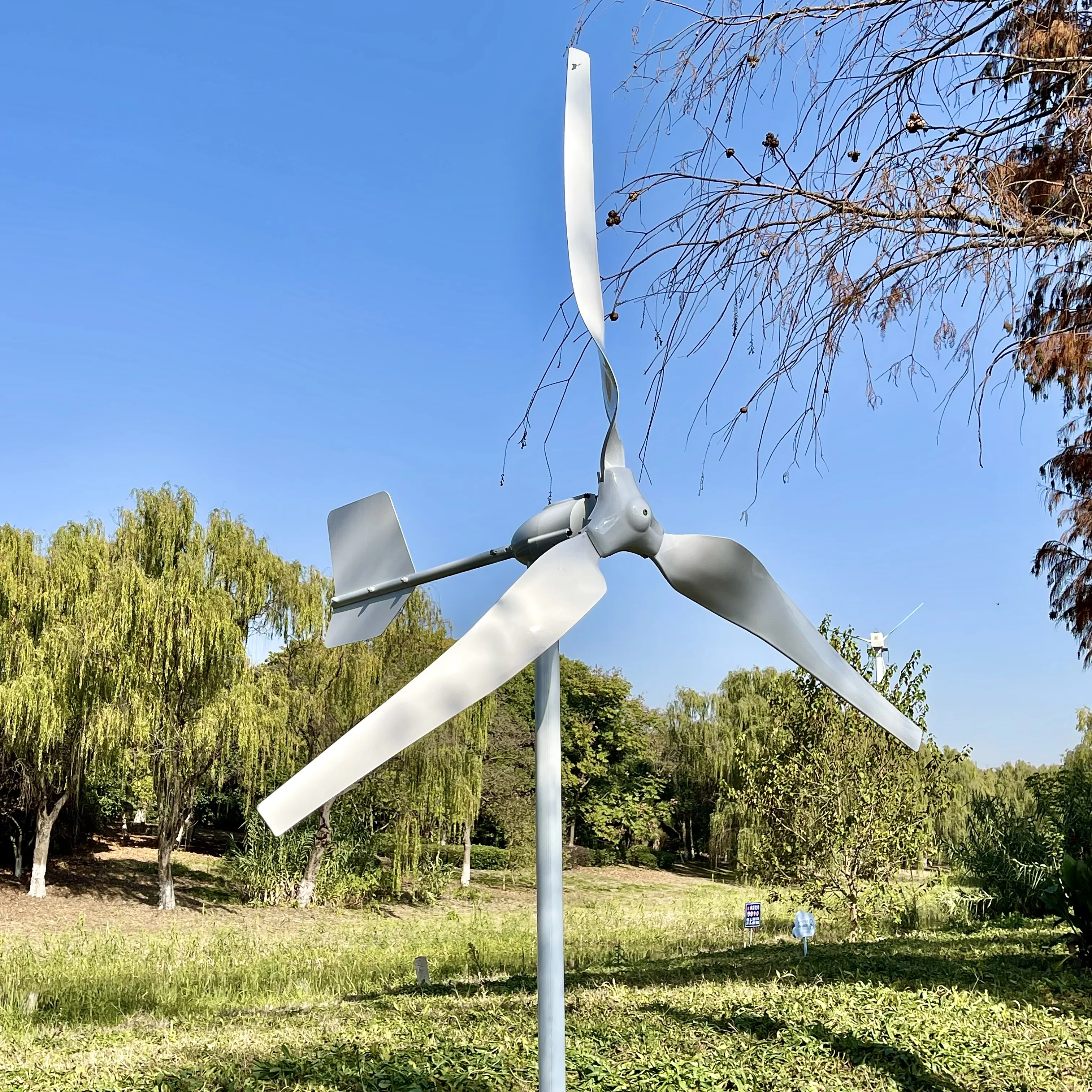 

8000W 10000W Vertical Axis Wind Turbine Generator 8KW 10KW 12V 24V 48V with MPPT Controller Low Noise Windmill for Streetlights