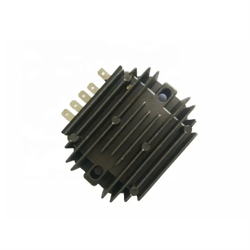 

Регулятор 12 В 129150-77710 для двигателя Yanmar 2TN68 3TN68 3TNA68 3TNE68