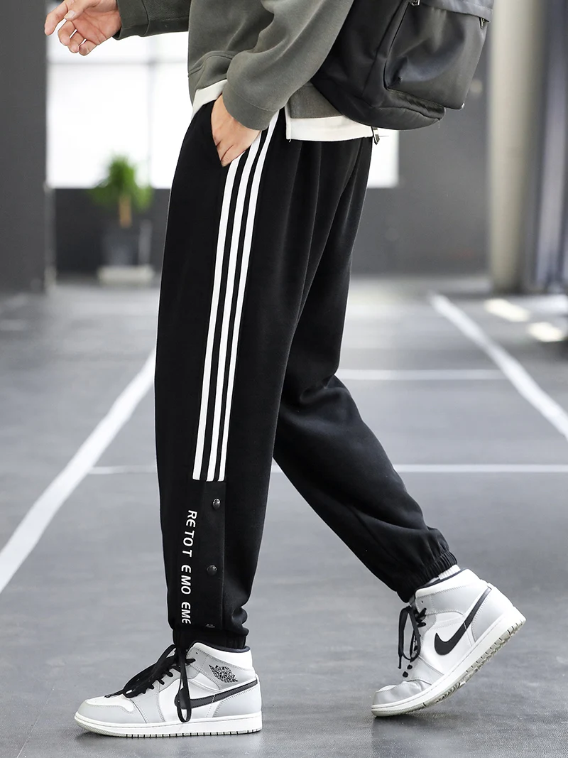 

2023 New Sweatpants Men Baggy Joggers Harem Cargo Pants Breathable Loose Outdoor Trousers Neutral Fashion Design Jogging Pants