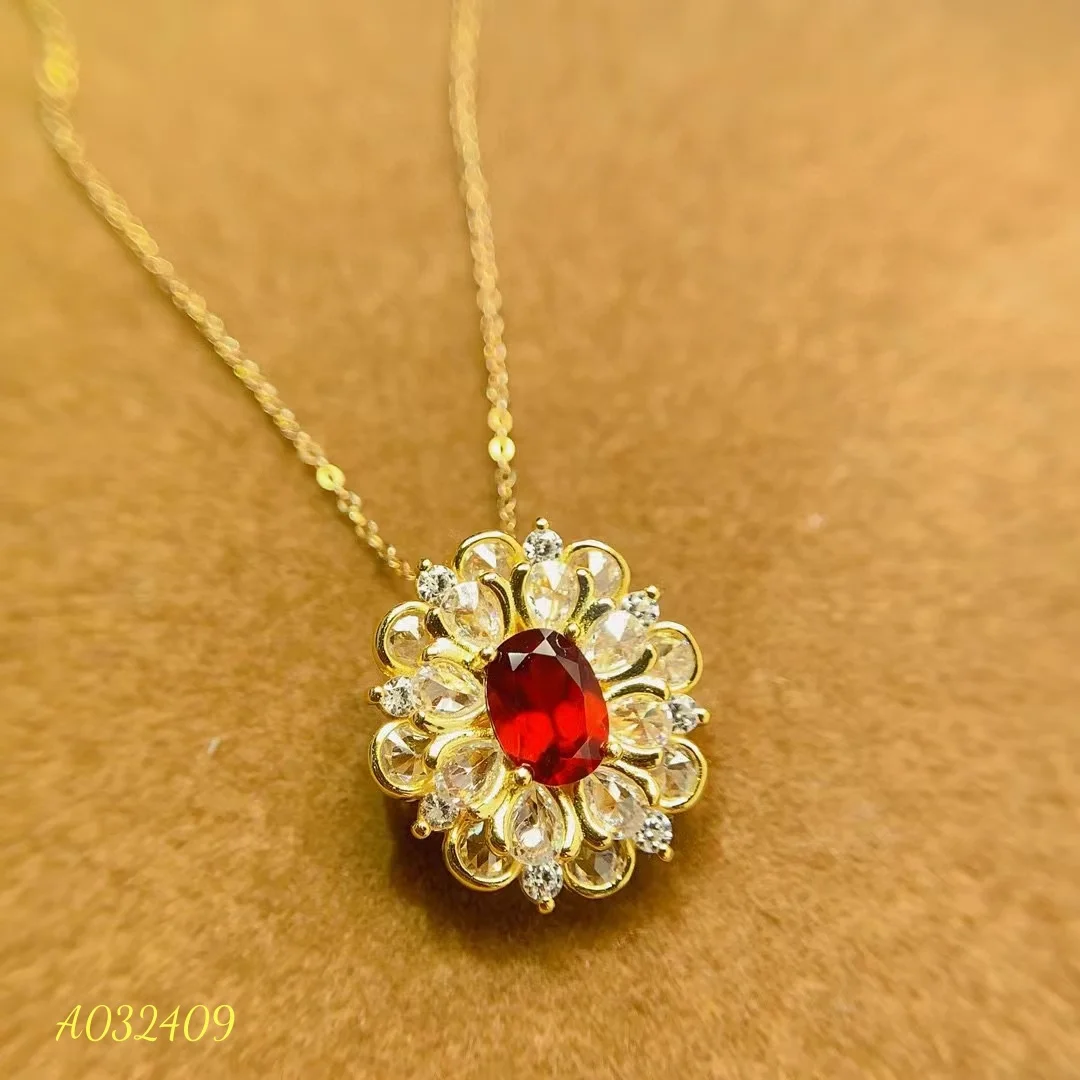 Изящные Ювелирные изделия натуральный гранат с полной четкостью женская