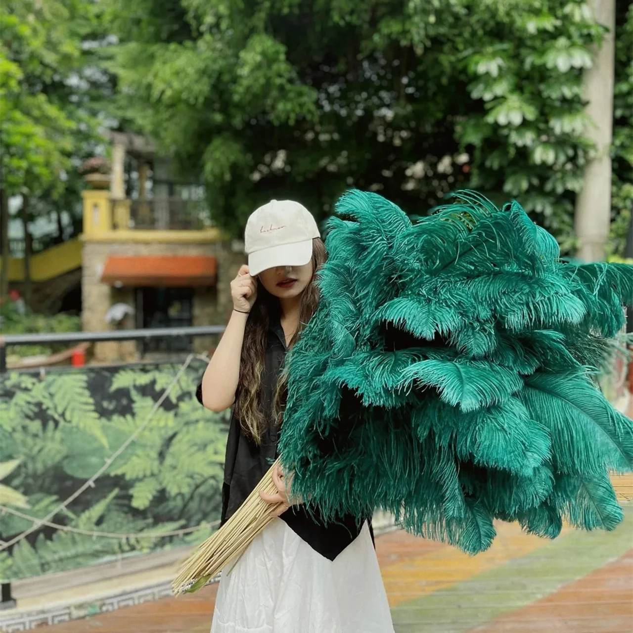

10Pcs/Lot Natural High Quality Ostrich Feathers for Crafts Wedding Party Decorate Ostrich Table Centerpieces Plumes Accessories