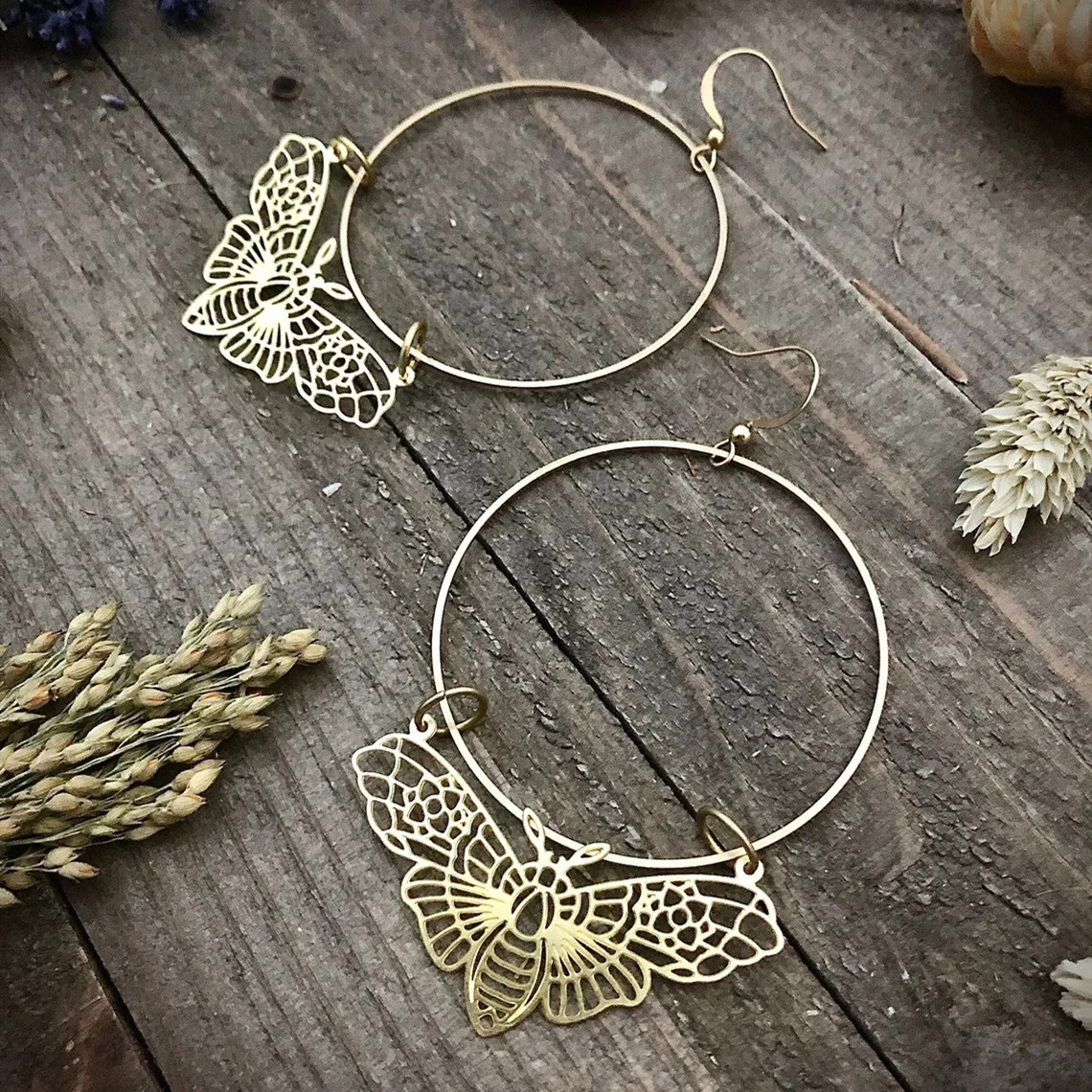 

Gold Color Moth Earrings for Women Girls Cutout Moth Pendant Circle Hoop Earrings Bohemian Jewelry Accessories Gifts for Her