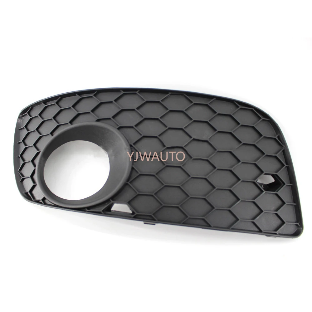 Фото Для VW GOLF 5 GTI 2005-2009: решетка противотуманной фары, накладка на противотуманную фару, передний бампер, решетки противотуманных фар (комплект M) №2