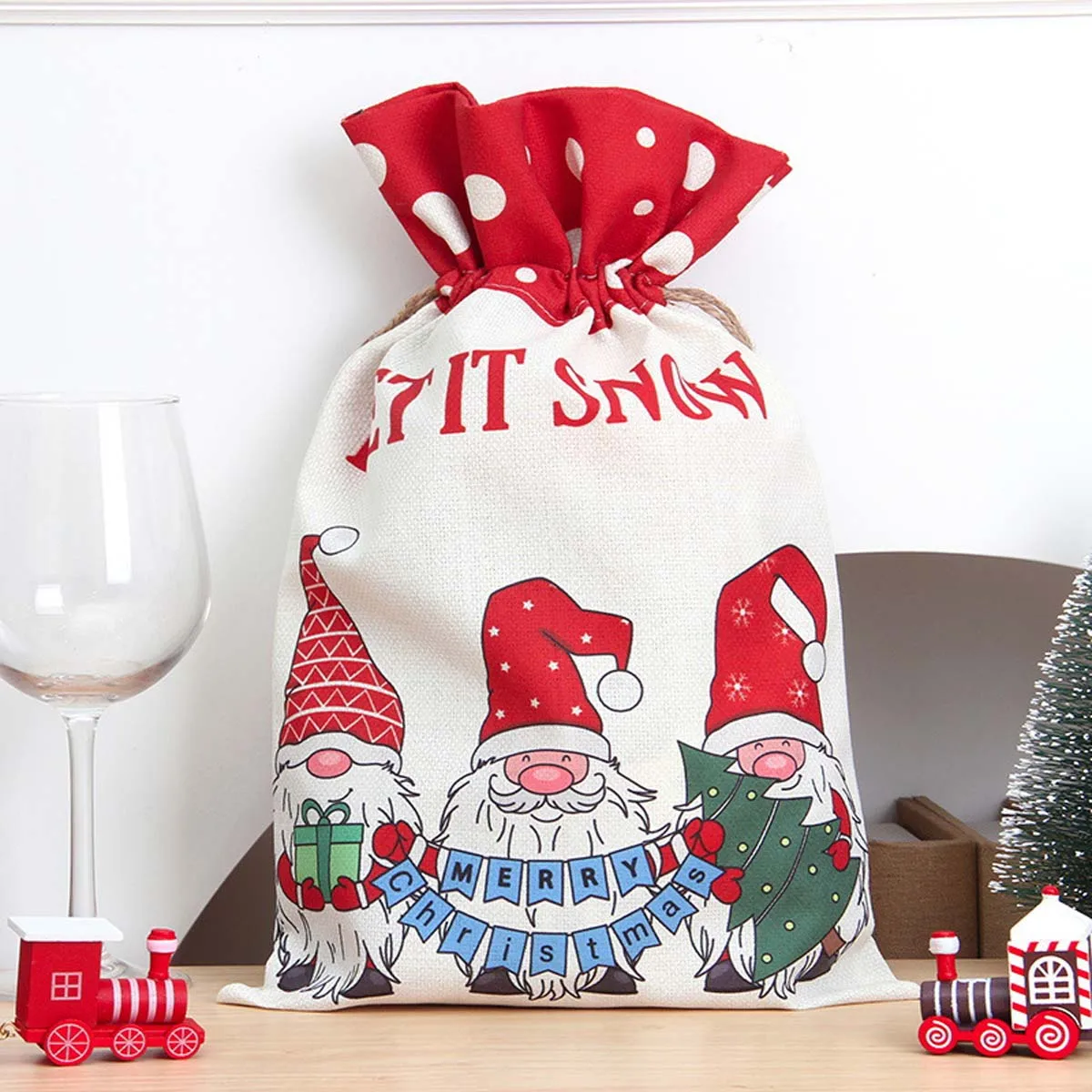 

13*23cm Christmas Gift Bag Santa Gingerbread Man Cotton Burlap Bag for Candy Bag Jewelry Bag Christmas Gift Drawstring Bag