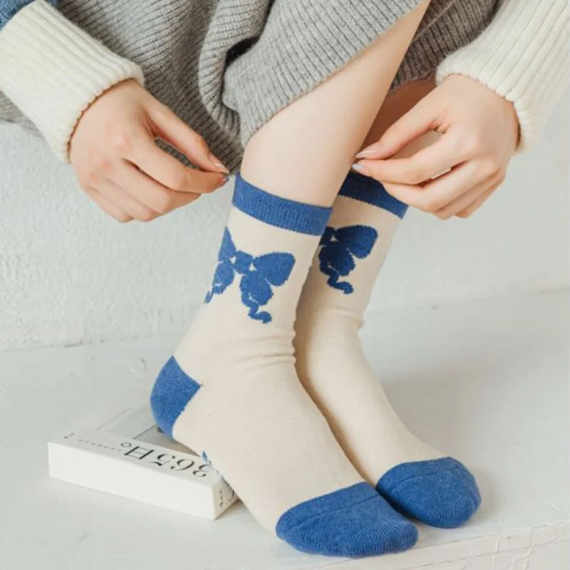 5 Pairs Cold Resistance Long Winter Socks Women Fashion Print  Thick Wool Socks Cartoon Animals Kawaii Leg Warmers Korean Style