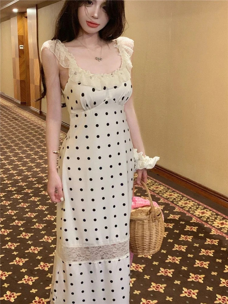 Кружевное платье-комбинация QDNIXILA