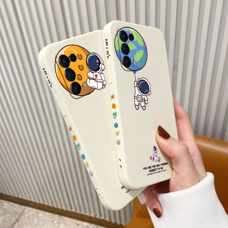 

Earth Flying Astronaut Phone Case For Realme 6 6i 7 7i 7 8 Pro C12 C15 C25 C25S C20 C11 C1 F9 F9 F17 F19 F19 Pro Reno5 Cover