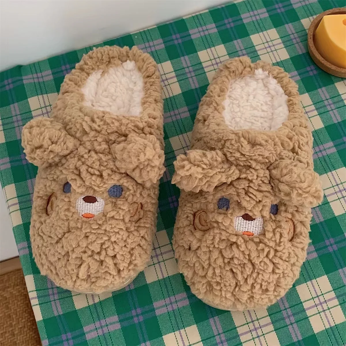 

Upgrade Cute Animal Slipper For Women Girls Fashion Kawaii Fluffy Winter Warm Slippers Woman Cartoon Rabbit Bear House Slippers