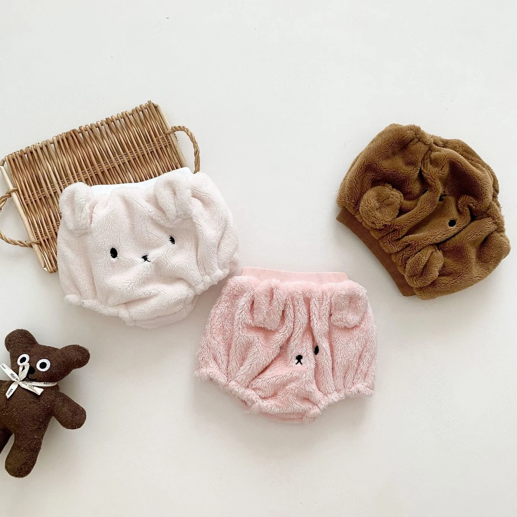 

Зимние шорты для новорожденных мальчиков, Мультяшные плюшевые утепленные бархатные шорты кораллового цвета, Детские теплые модные шаровар...