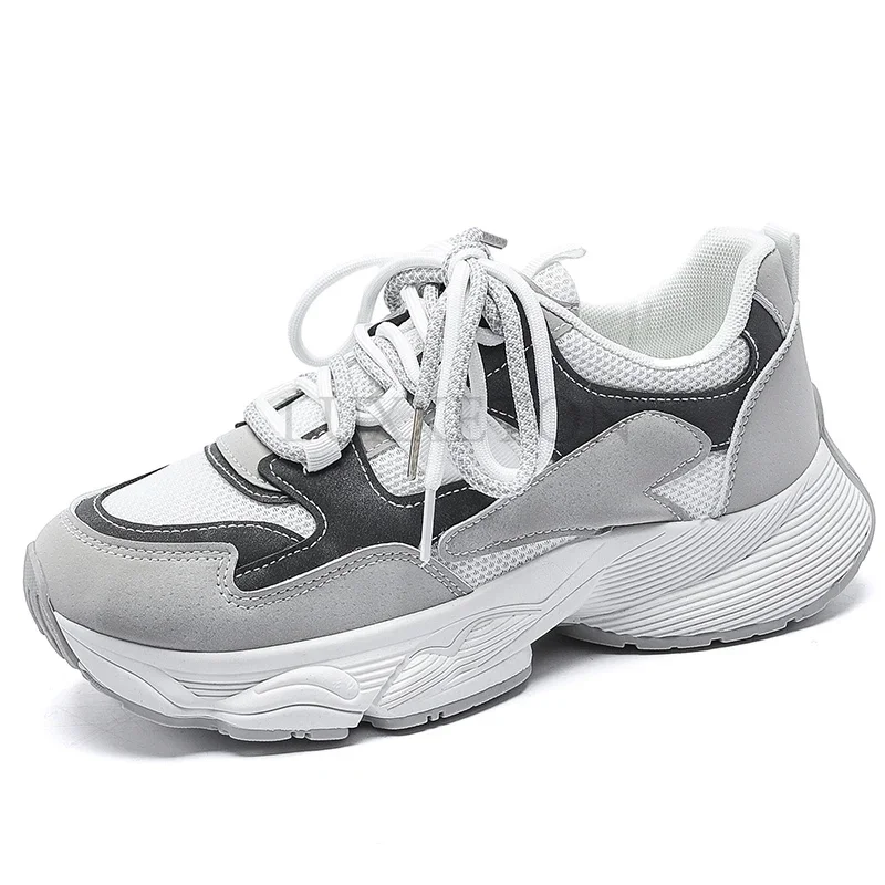 

Дышащие кроссовки на толстой подошве для бега на открытом воздухе, Новинка лета 2023, женская спортивная обувь, модная удобная дизайнерская повседневная женская обувь