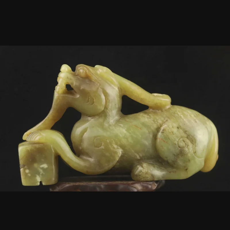 

Старый китайский натуральный hetian Jade статуя вырезанная вручную dragon pixiu a1