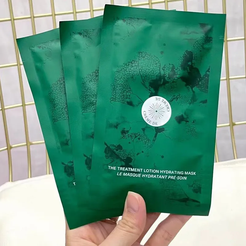 

The Treatment Lotion Hydrating Mask Moisturizing Whitening Brighten Skin Repair Facial Mask 6 Pcs /Box
