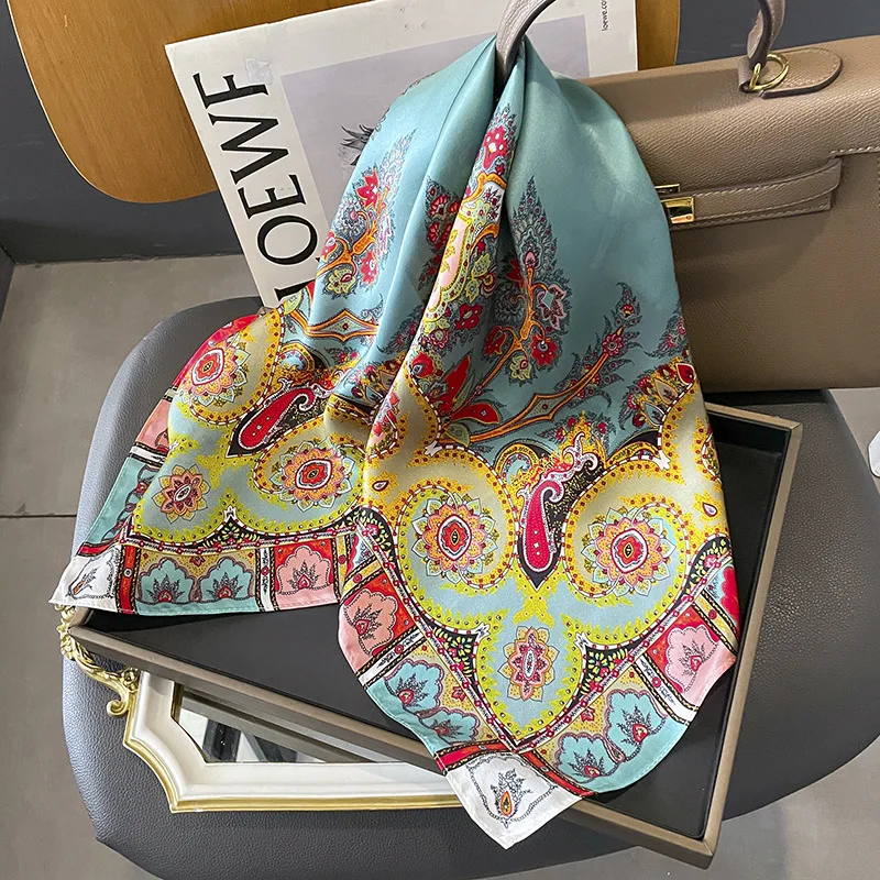 

New 70x70CM Women Mulberry Silk Square Scarf Shawl Fashion Cashew Flower Print Ladies Headscarf Decoration Silk Scarves