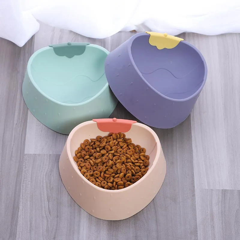 

Pet Feeding Bowls Non-slip Anti-fall Cute Strawberry Dog Bowl Durable Cat Puppy Feeder Pets Outdoor Food Dish For Dogs
