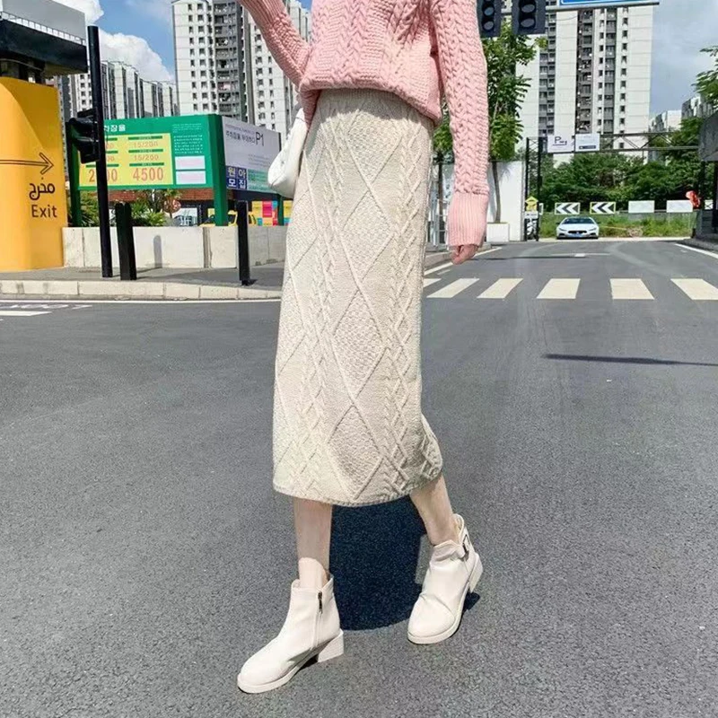

Solid Color Twist Argyle Knit Skirts Women Elegant Slim Fit High Waist Pencil Skirts Female 2022 Autumn A-Line Long Skirt