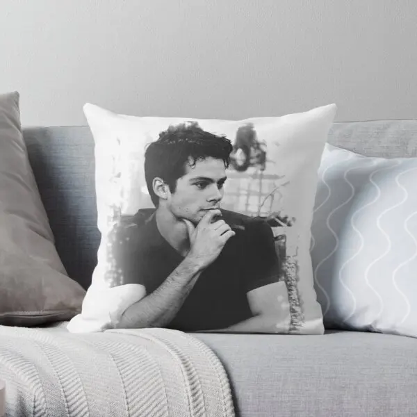 

Dylan O'Brien Printing Throw Pillow Cover Bed Bedroom Fashion Sofa Square Office Comfort Car Decorative Pillows not include