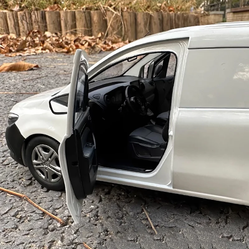 Модель автомобиля NZG 1:18 MB T-klase T-Class van из сплава с двойной дверью в подарок друзьям