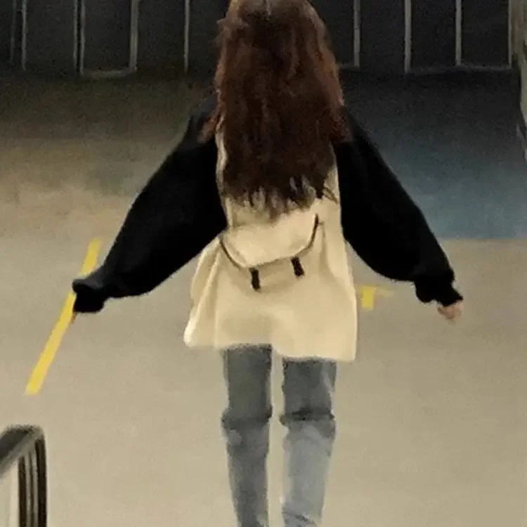 Женская свободная футболка с длинными рукавами и цветными блоками