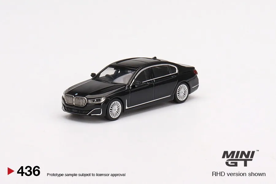 

Модель автомобиля под давлением MINI GT 1:64 750Li xDrive