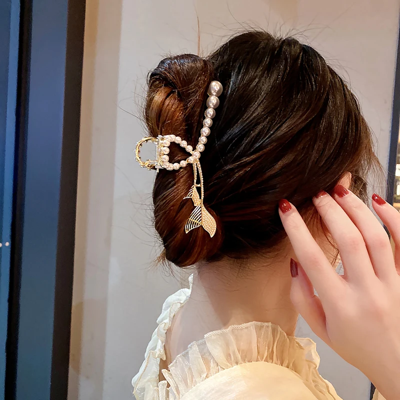 

korean fashion Diamond pearl fishtail hair accessories for women Advanced sense niche design exquisite versatile sweet jewelry