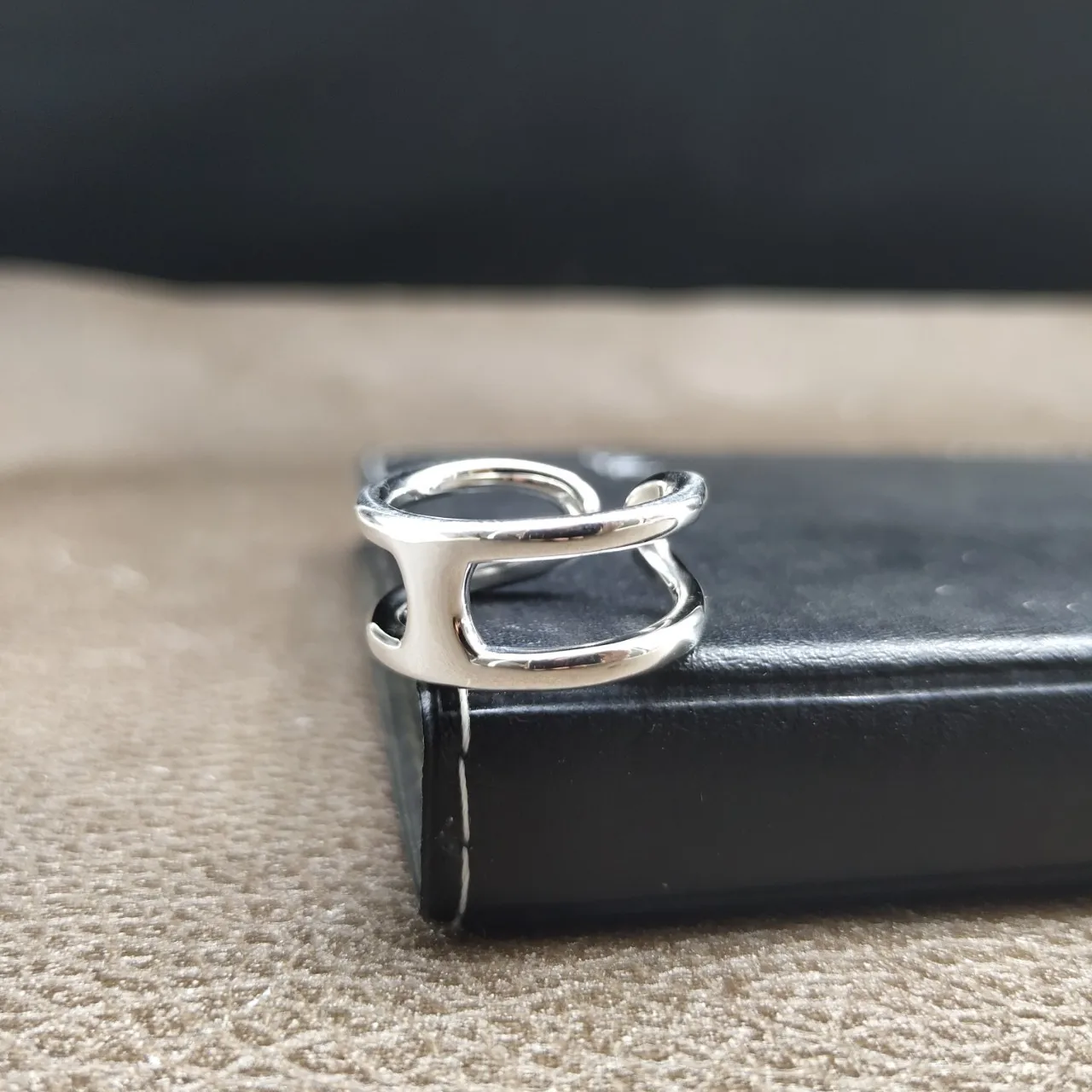 

Кольцо из серебра 925 пробы в стиле ретро, модное, индивидуализированное, модное, минималистичное, Сетчатое, красное, регулируемое, маленькое кольцо на указательный палец