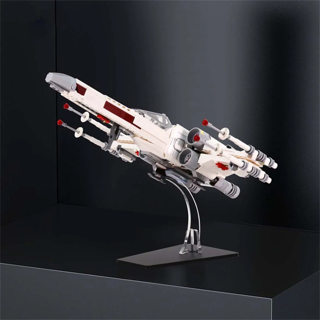 

Акриловый стенд для конструктора люка скайкера истребителя X-Wing 75301 75302 (без модели)
