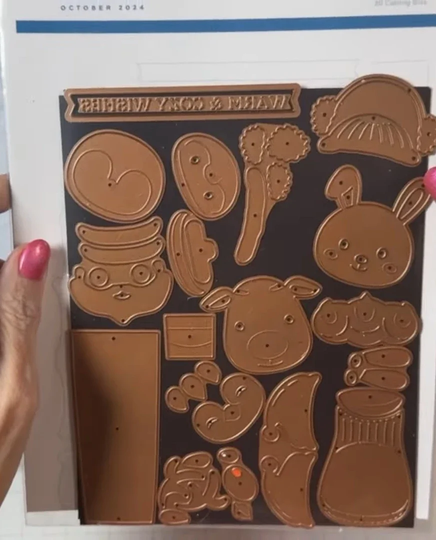 Новинка 2024 рождественская елка цветные легкие металлические штампы трафарет