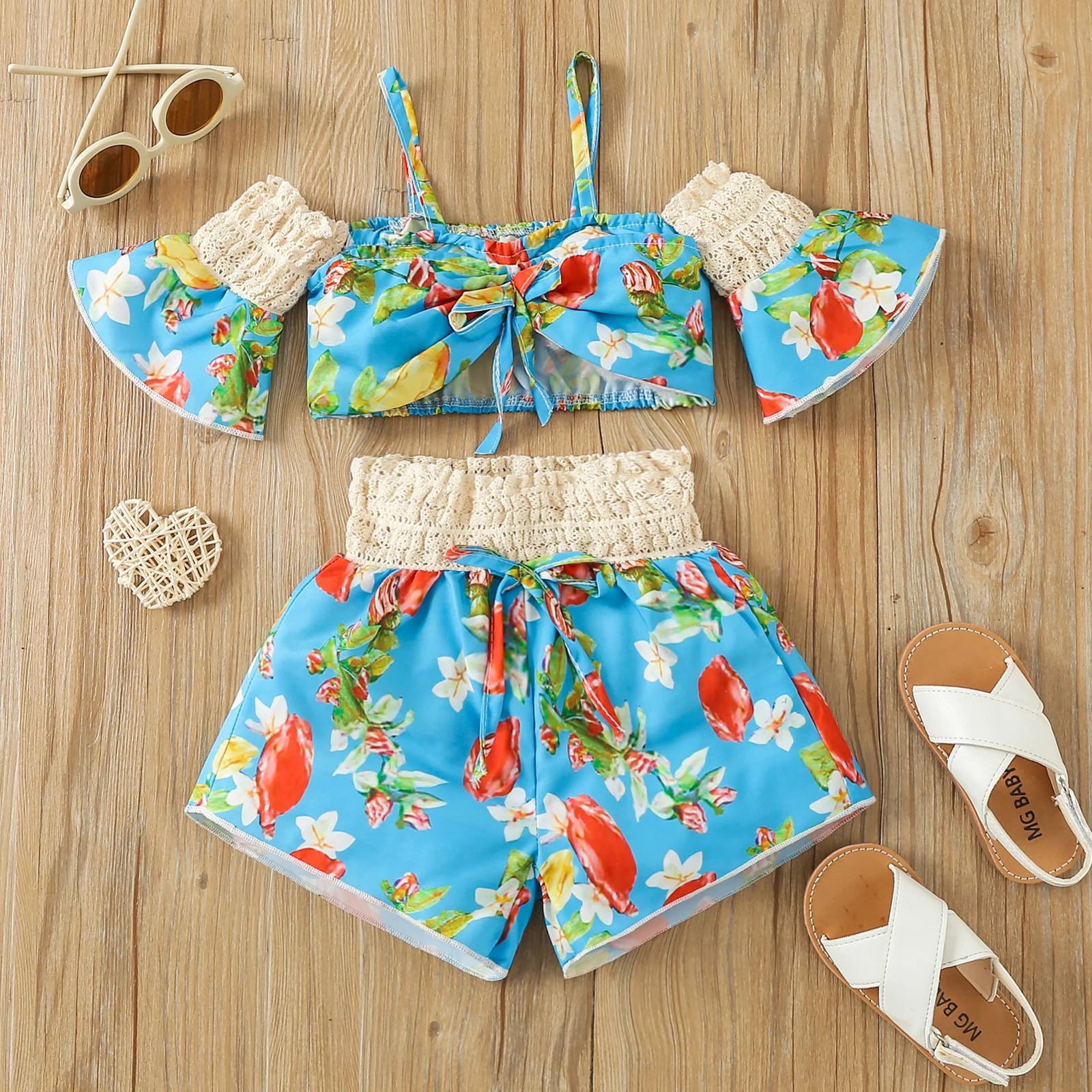 

New Toddler Kids Girls 2 Pieces Outfits Floral Print Lace Patchwork Off-Shoulder Flare Sleeve Sling Tops + Shorts Summer Set Hot