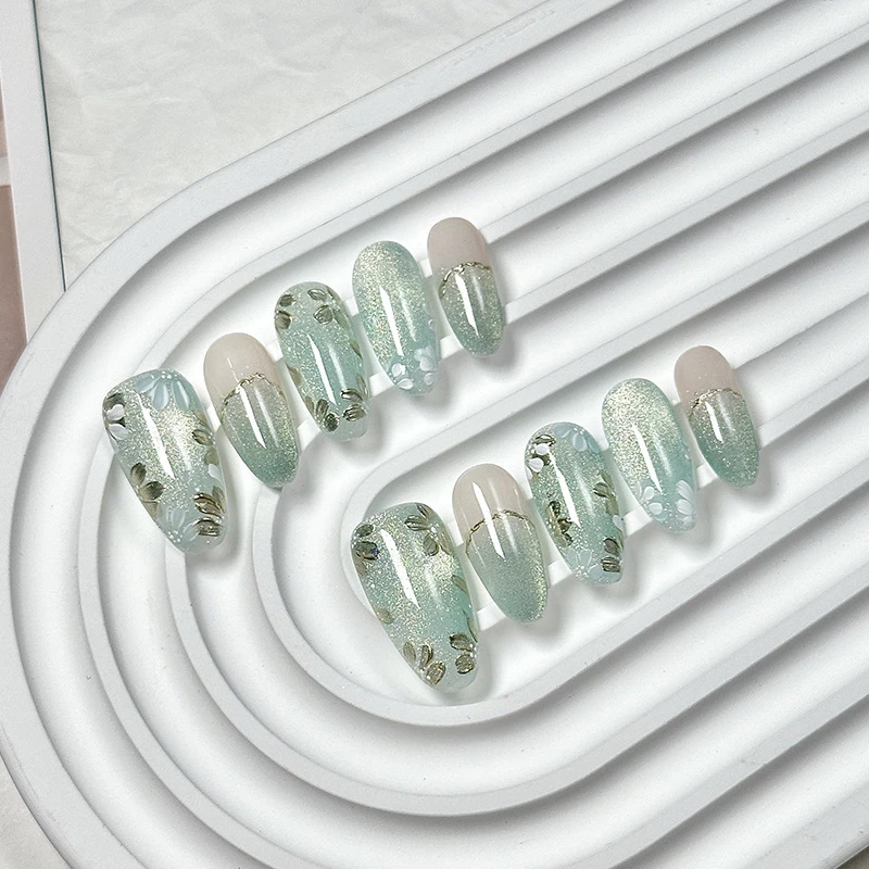 

MINISO Пресс-ногти "Цветочная ракушка", золотые кошачьи глаза