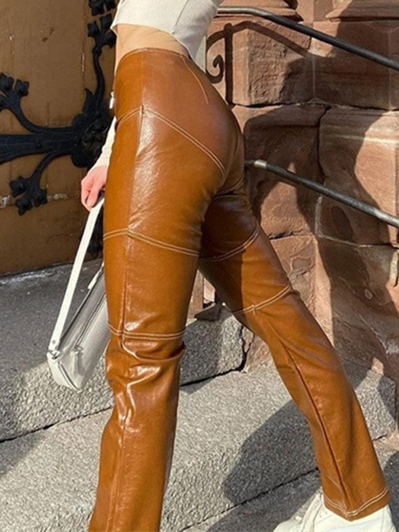 Женские кожаные брюки