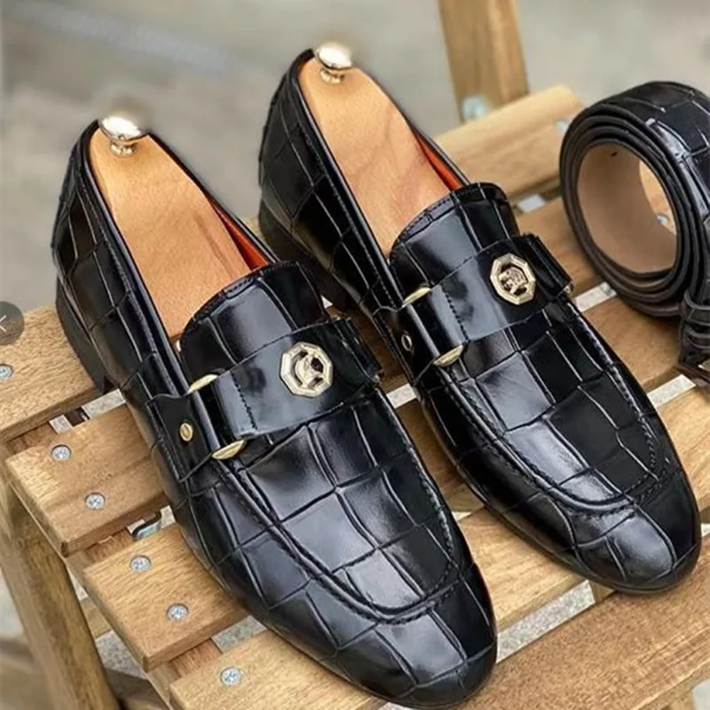 

Men Loafers Shoes Black Boat Shoes 2022 New Metal Buckle Fashion Driving Shoes Walking British Trend Male Luxury Brand Shoes