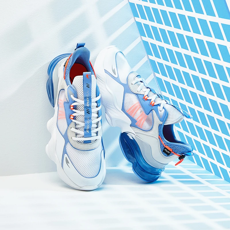 QIAODAN Running Shoes for Men 2023 Spring New Fahion Shock-Absorbant Breathable Anti-slip Lightweight Sneakers XM25200203