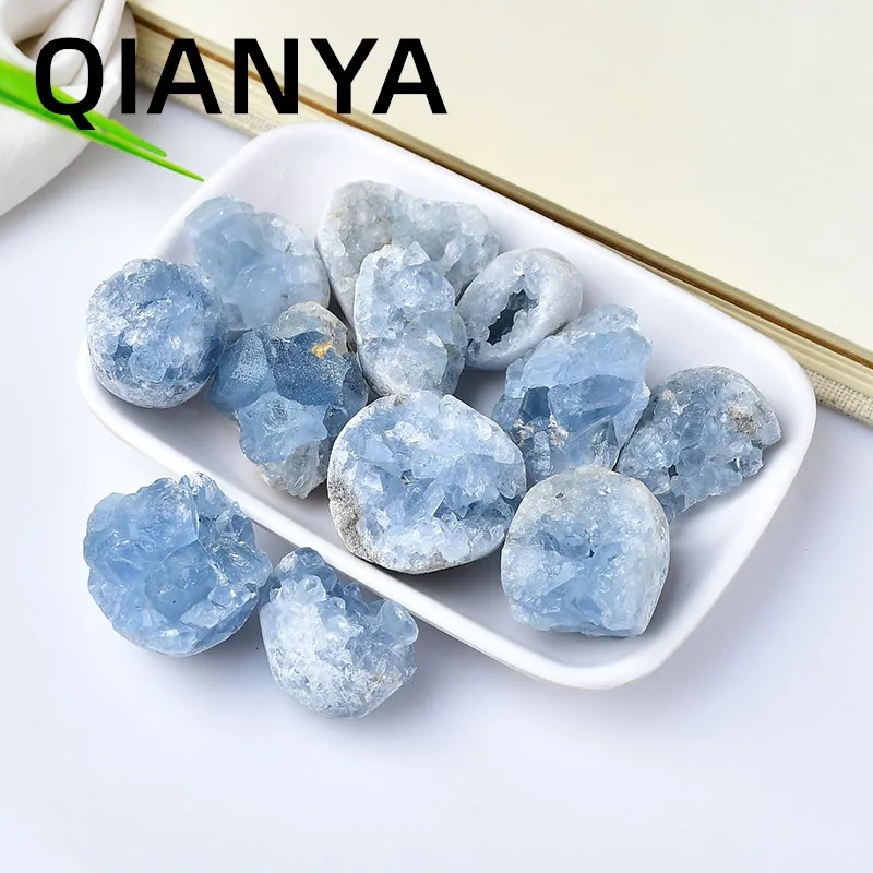 

Необработанные голубые кристаллы небесного коридора QIANYA