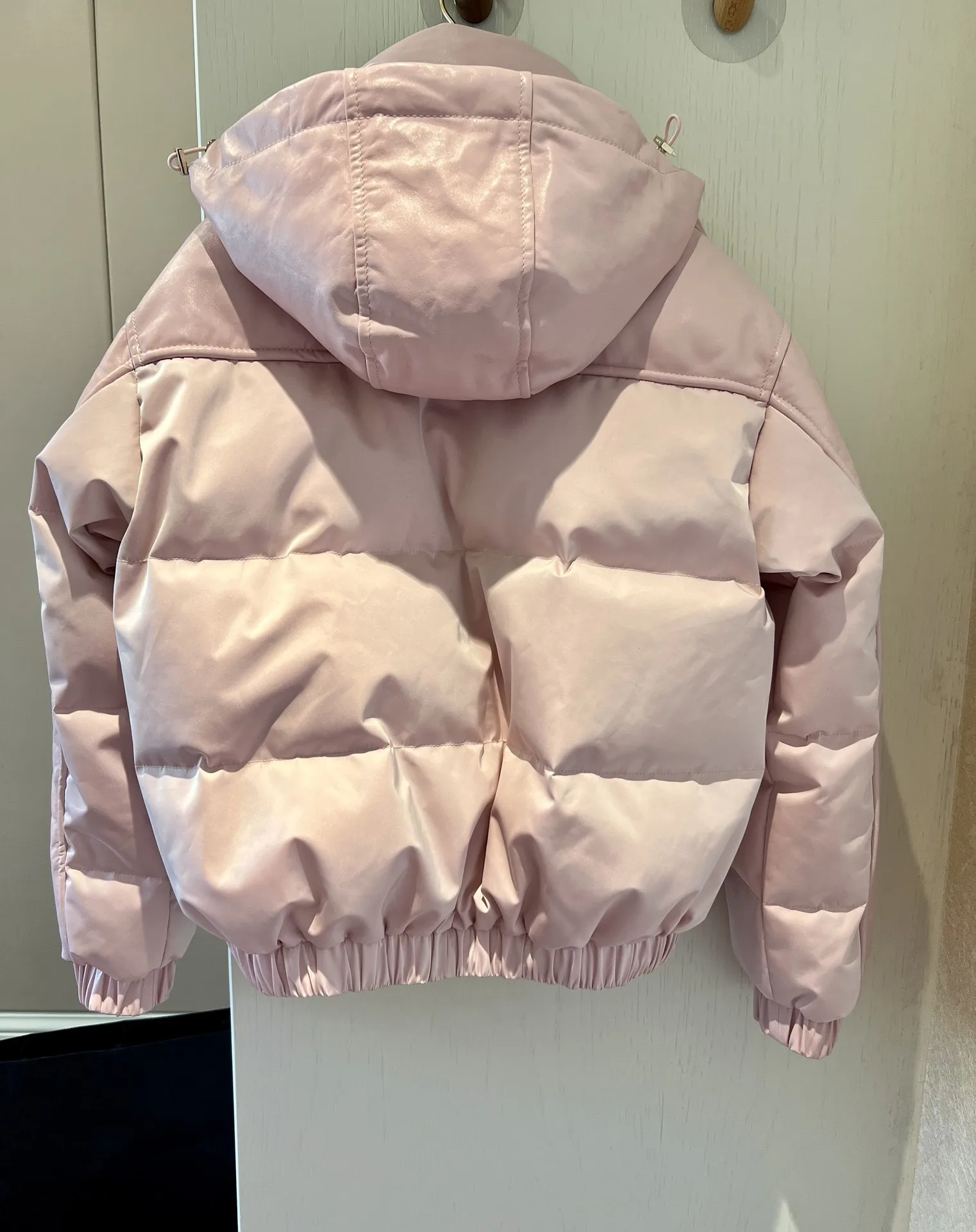 Рисунок 3 - Женская одежда 2023