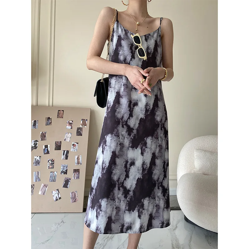 

2022New Women Summer Long Dresses Strap Fashion Print Women Sleeveless V-Neck Elegant Dress Bohemian Lady Dress Vestidos female