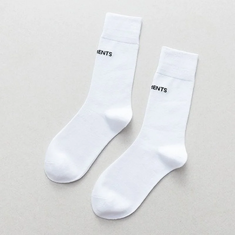 

Rose Red Socks Women Harajuku Indie Pop Middle Tube Colors Sock Korean Alphabet Sport Cotton Skater Breathable Socks Calcetines