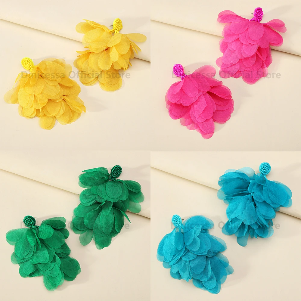 Зеленые лепестки элегантные бусины очарование декор перфорация дама висящая на