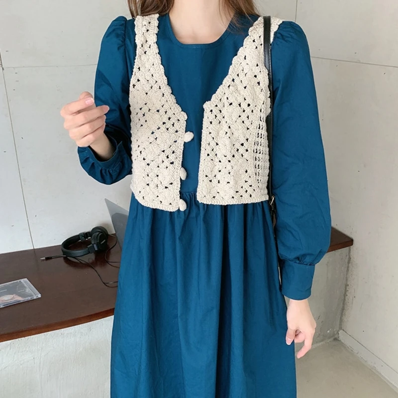 

Женский укороченный топ без рукавов в стиле бохо, вязаный жилет на пуговицах