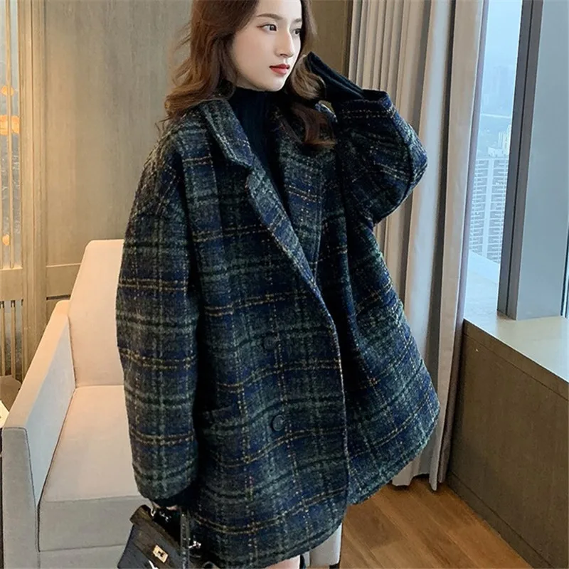 Рисунок 3 - Женское шерстяное пальто