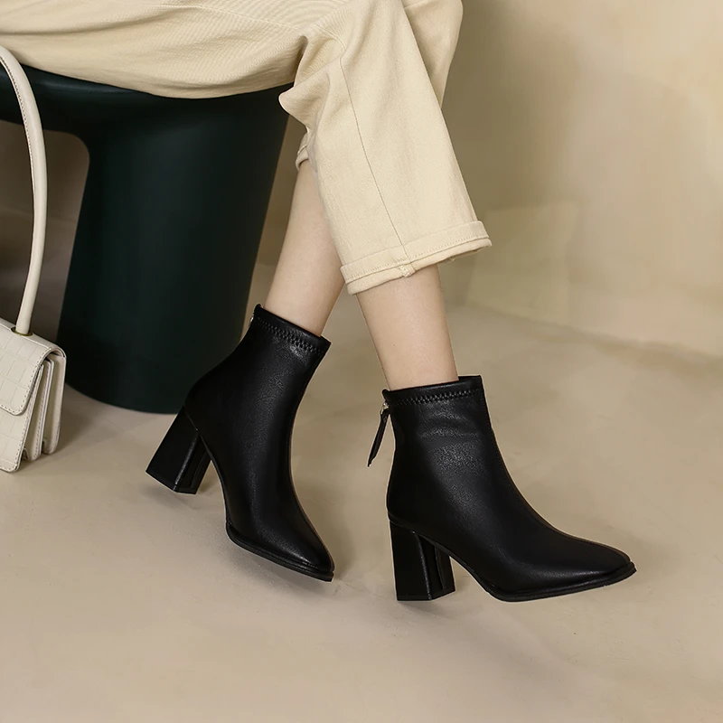 2022 New  Women Chelsea Ankle Boots Luxury Brand Designer Work Boot Autumn Winter Women Leather Botas Shoes Zapatos De Mujer