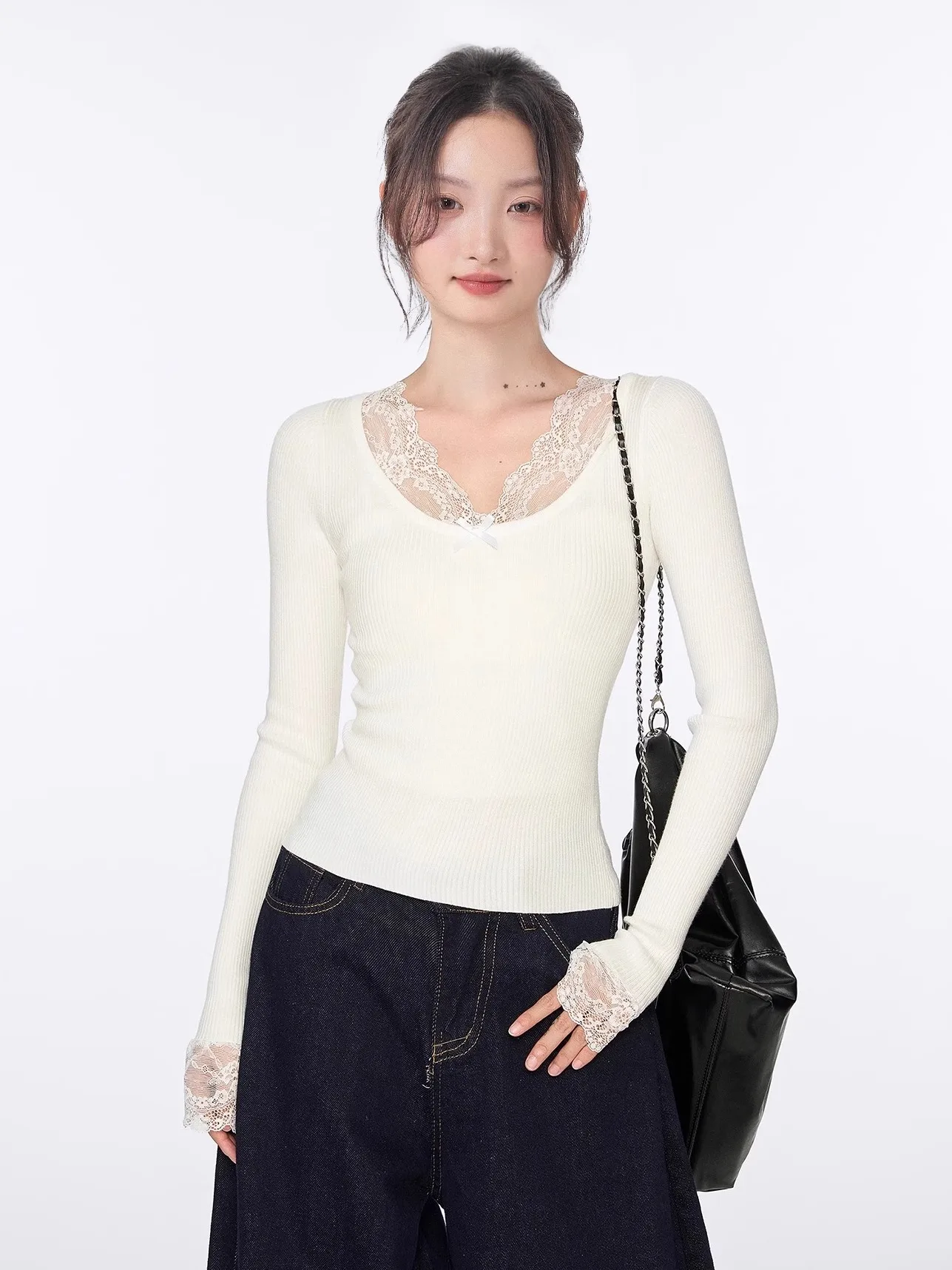 Кружевная трикотажная нижняя рубашка с v-образным вырезом женская