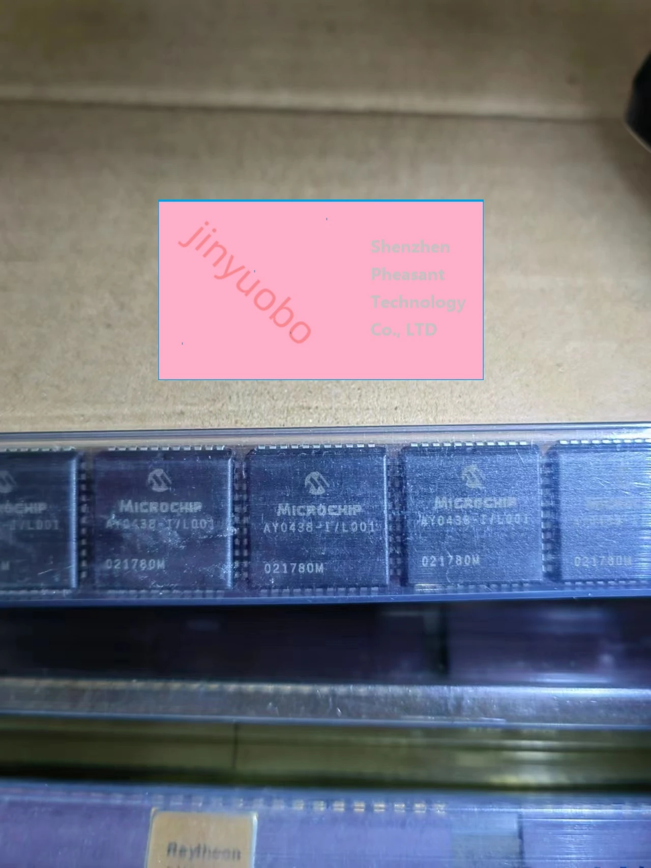 

10PCS AY0438 AY0438-I/L001 AY0438-I/L PLCC44 Commonly used chip for automotive computer board