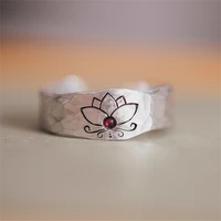 vintage style female simple fashion inlaid red crystal flower print ring charm women silver color metal ring party gift jewelry