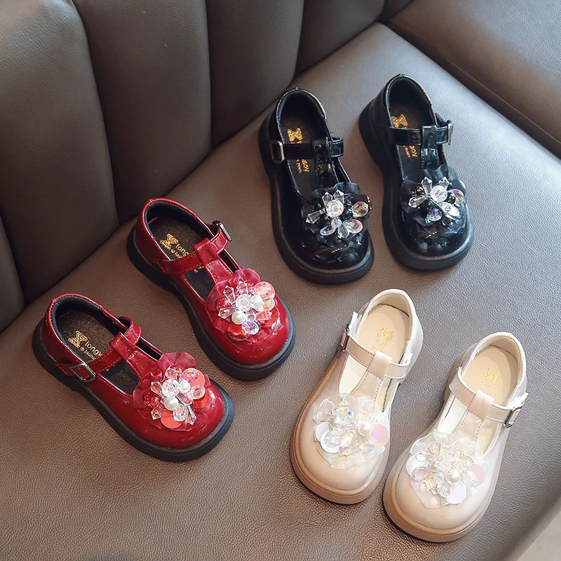 

Красные кожаные туфли для девочек 2022, новые детские Нескользящие туфли на плоской подошве для студентов, классические детские туфли на плос...